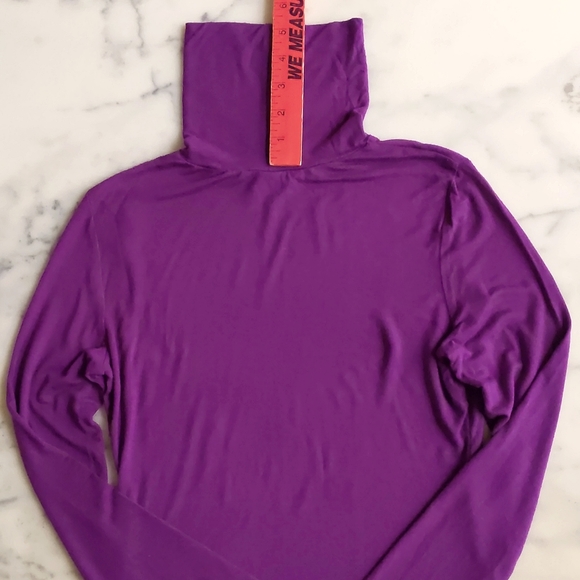 H&M Rayon and Spandex Purple Long Sleeve Turtleneck Top. - Picture 4 of 4